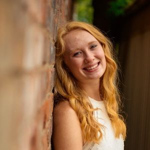 Meet your Posher, Madie